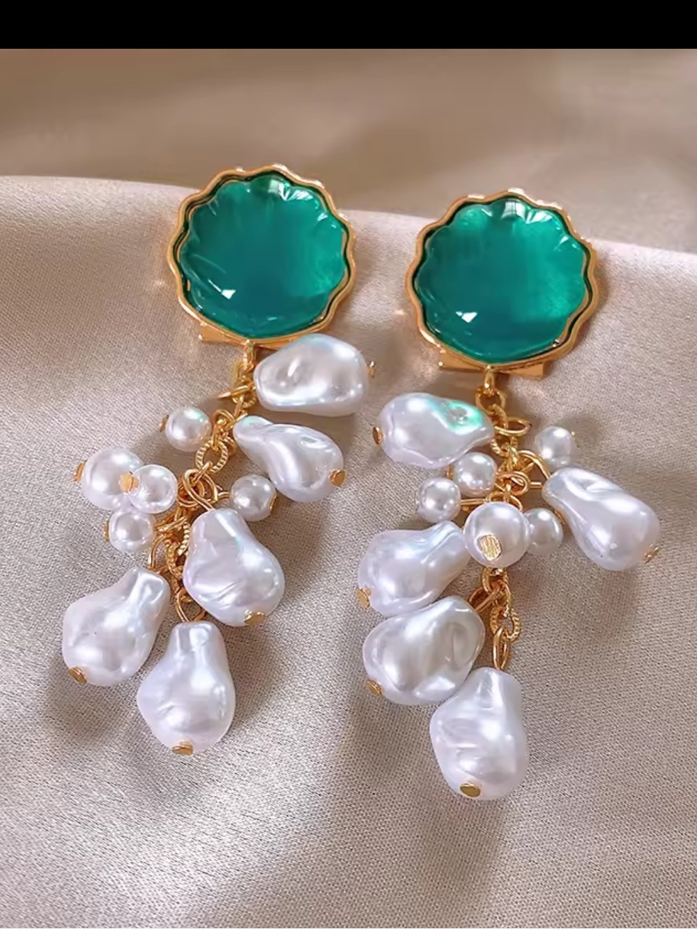 Emerald Top Pearl Cascade Drop Earrings